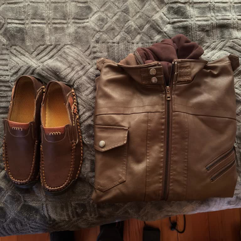 Yanlış Beden Ürünler Faturasız Geldi İade İçin İletişim Sağlanamıyor