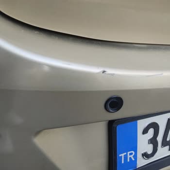 Türk Telekom Saha Ekibi Park Halindeki Aracıma Zarar Verip Uzaklaştı