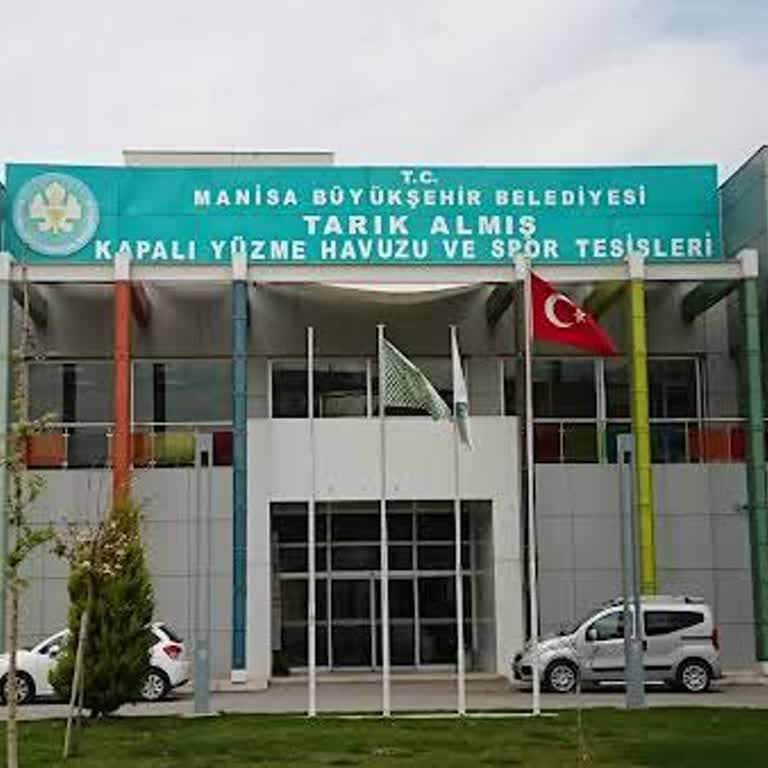 Belediye Yüzme Havuzunda Personel Davranışı Ve Kayıt Sorunu