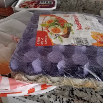 Kırık Yumurtalar Ve Yetersiz Müşteri Hizmeti Deneyimi