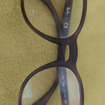 Rayban Gözlük Çerçevesi Soyuldu, Mağaza İlgisiz Kaldı