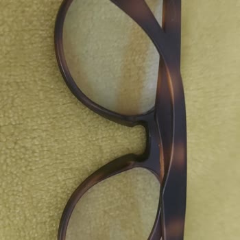 Rayban Gözlük Çerçevesi Soyuldu, Mağaza İlgisiz Kaldı