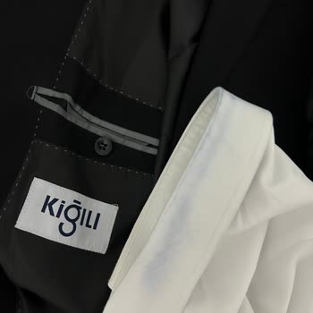 Kiğılı Giyim Takım Elbise Renginin Gömleklere Bulaşması Mağduriyetim