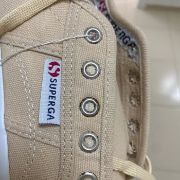 Aldığım Ayakkabının Kenarları Paslı Çıktı, İade Talebim Reddedildi