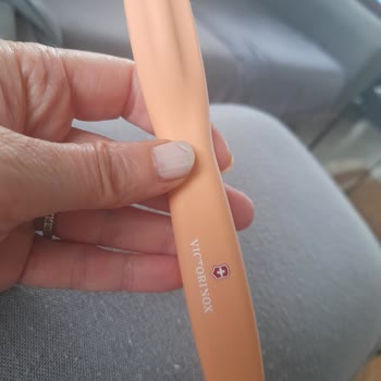 Gallery Crystal Orijinal Diye Alınan Victorinox Soyucu Paslandı, Garanti Desteği Yetersiz Kaldı