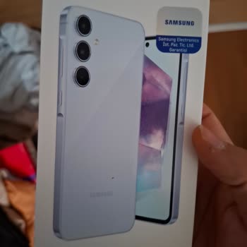 Samsung A55'te 5G Hayal Kırıklığı: Özellik Var, Destek Yok