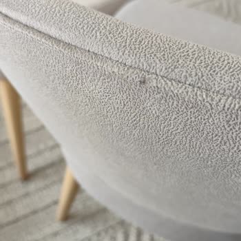 Aldığımız Sandalyeler Defolu Geldi 6 Aydır Çözüm Yok