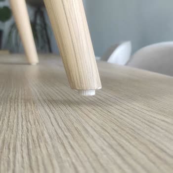 Aldığımız Sandalyeler Defolu Geldi 6 Aydır Çözüm Yok