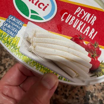 Son Kullanım Tarihi Geçmemiş Peynirin Küflü Çıkması