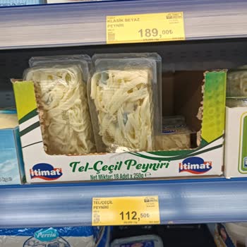 Son Kullanma Tarihi Geçmemiş Peynirde Küf Sorunu Ve Denetim Eksikliği