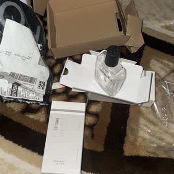 Kırık Ve Özensiz Gelen Parfüm Mağduriyeti