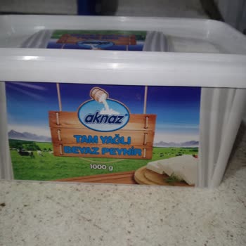 Bozuk Peynir Ve Mağazada İlgisiz, Kaba Tavırlarla Karşılaştım