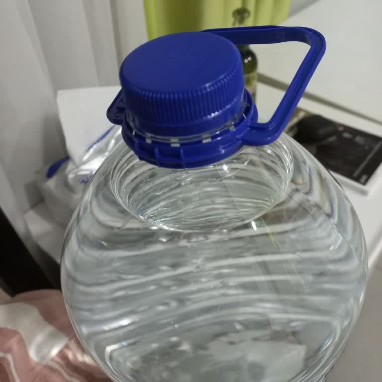 Kardelen Su Şişesinin Kapağı Açılmıyor, Çözüm Bekliyorum