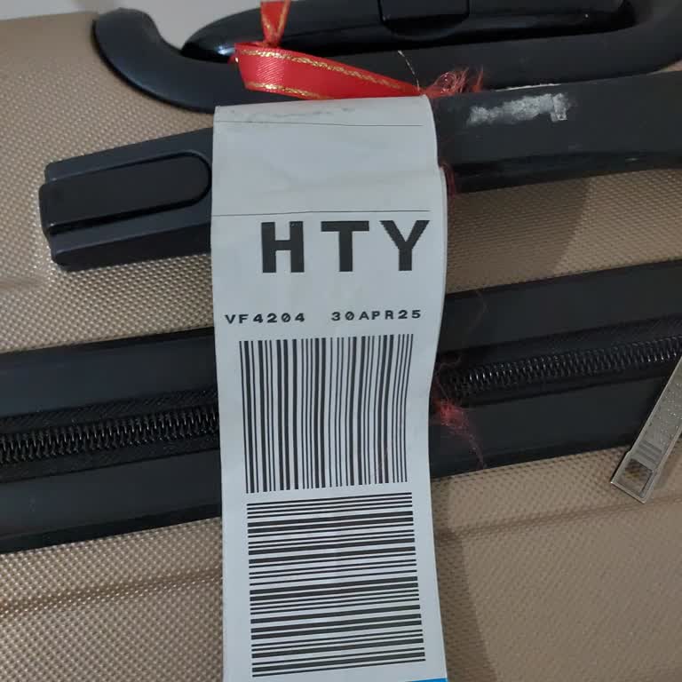 Valizim Zarar Gördü Personel İlgisiz Ve Alaycı Davrandı