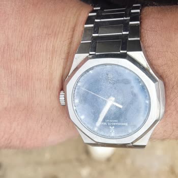 Kronik Sorunlu Saat Ve Yetersiz Müşteri Hizmetleri Deneyimi