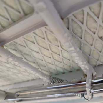 Gazella Ütü Masasında Sürekli Sorun: Sallanma, Paslanma Ve Kılıf Yanması!