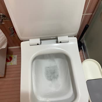 Aldığım Klozet Taharet Musluğu Ve Sifonunda Sorun Var