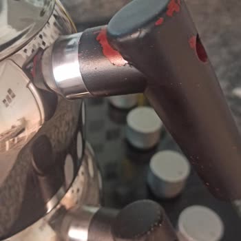 Jumbo Çaydanlıkta Erken Kulplar Bozuldu, Kullanıcı Hatası Denilerek Ücret Talep Edildi