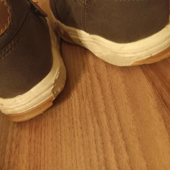 Vicco Ayakkabı Su Geçiriyor Ve Tabanı Hızla Eriyor