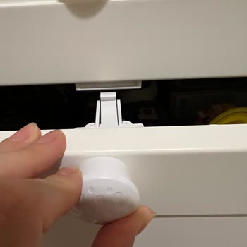 Mıknatıslı Çekmece Kilidi İşe Yaramıyor Bebeğimizin Güvenliği Tehlikede