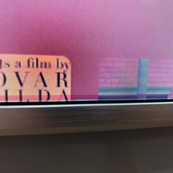 Philips TV Ekranında Aniden Beliren Yatay Çizgiler Canımı Sıktı