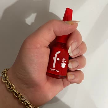 Flormar Oje Tırnakta Sarı Leke Bıraktı, Çıkmıyor