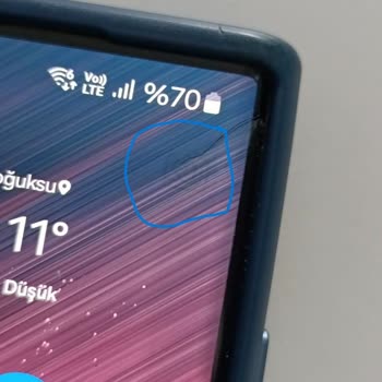 Samsung Telefonda İzinsiz Kamera Simgesi Güvenlik Endişesi