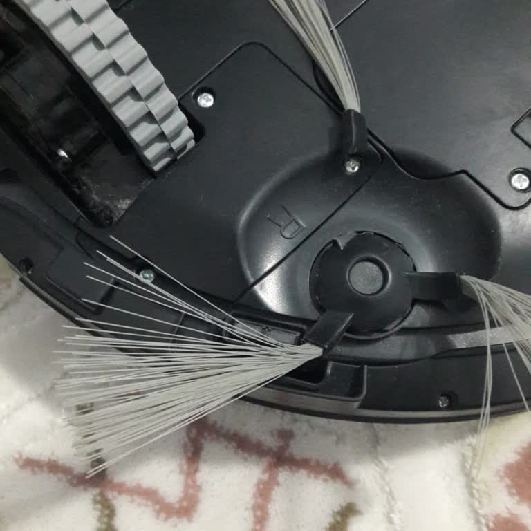 AR4301 Robotek X2 Süpürge Fırçası Kırıldı, Müşteri Hizmetleri Yardımcı Olmadı