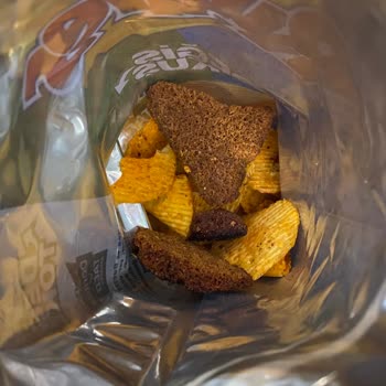 Ruffles Cips Paketinden Yanmış Ve Kötü Kokulu Ürün Çıkması