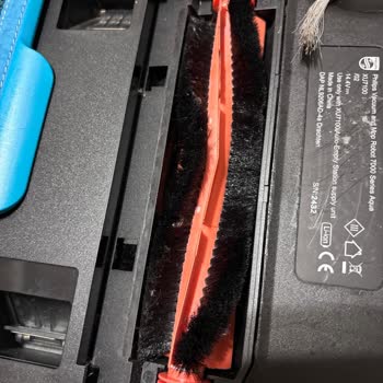 I Sent My Philips Robot Vacuum to Service but It Came Back Still Broken