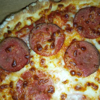 Yanlış Ve Soğuk Pizza Teslimatı, Eksik Malzeme Sorunu