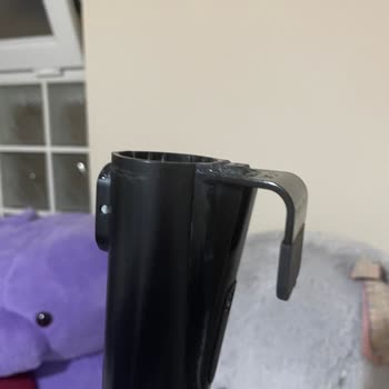 Bosch Süpürge Kısa Sürede Kırıldı Garanti Destek Vermiyor