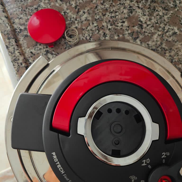 Düdüklü Tencere Kapağı Arızası Ve Servis İletişim Sorunu