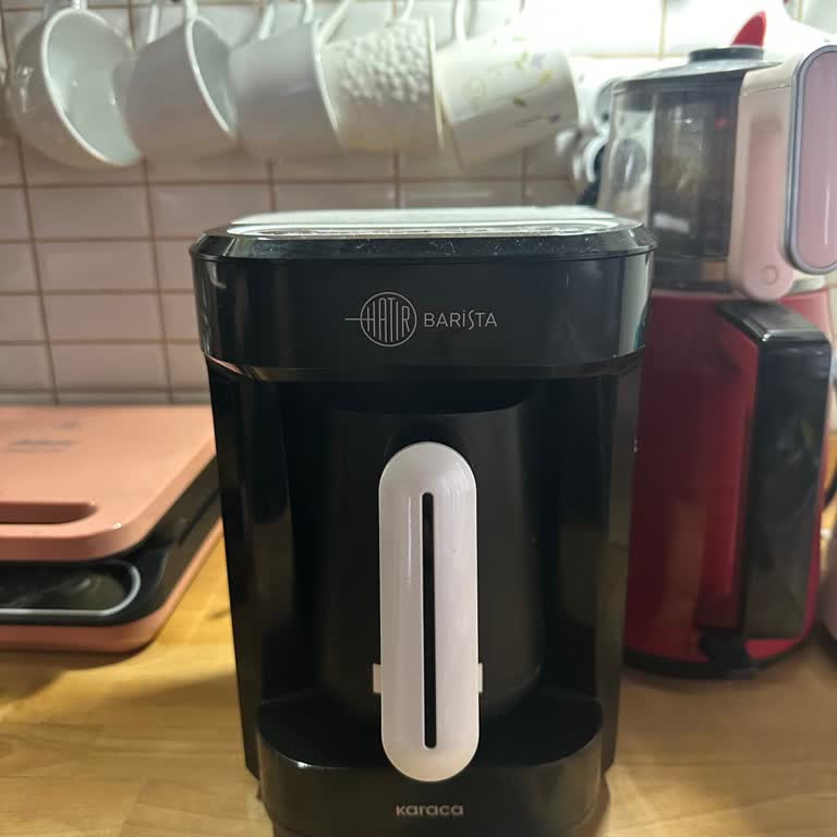Karaca Barista Kahve Makinesi Çalar Saat Gibi Ses Çıkarıyor