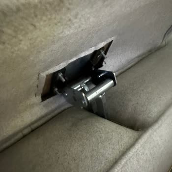 Hatalı Oturma Grubu Ve Çözüm Sunmayan Müşteri Hizmeti