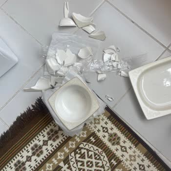 Eksik Ve Kırık Gelen Ürün, Ulaşılamayan Müşteri Hizmetleri