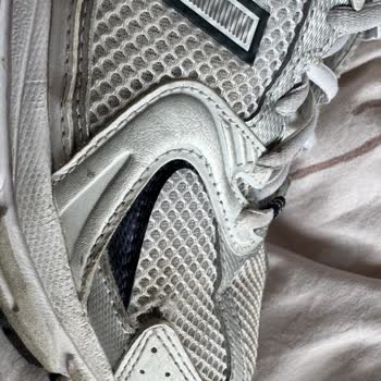 Kısa Sürede Deforme Olan New Balance 530 Modeli Hayal Kırıklığı Yarattı
