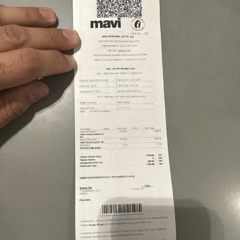 Aldığım Pantolonlarda Sorun Ve İlgisiz Mağaza Çalışanları