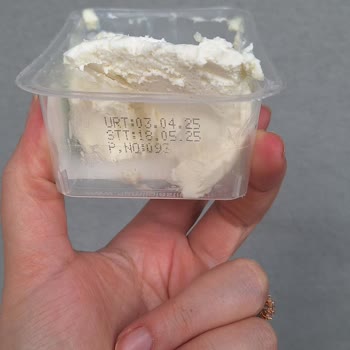 A101'den Alınan Rulo Kaymakta Küf Şoku Yaşadık