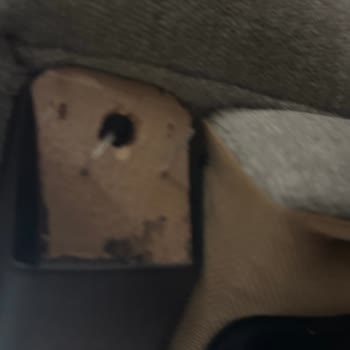 Aldığım Koltuk Takımının Ayağı Kırıldı, Servis Süreci Çileye Döndü