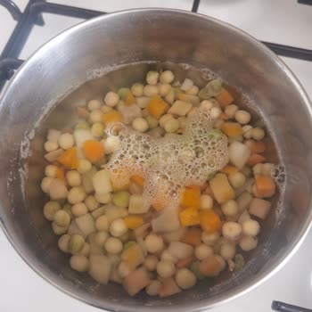 Superfresh Bezelye Hayal Kırıklığı: Buzlu Ve Beyaz Çıktı, Misafir Planım Bozuldu