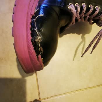 Trendyol Kız Çocuk Botu Birkaç Kullanımla Parçalandı, Muhatap Bulamıyorum