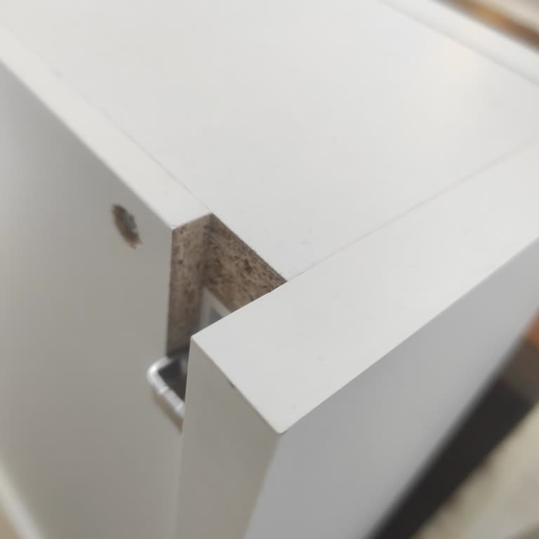 MDF Diye Satılan Banyo Dolabı Sunta Çıktı İade Talebime Dönüş Yapılmadı