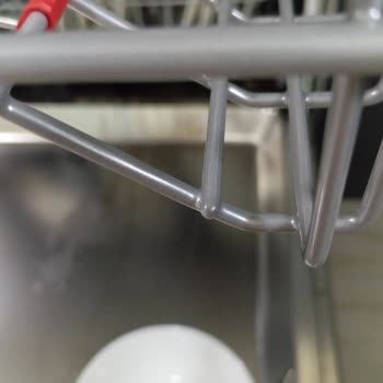 Bosch Bulaşık Makinesinde 15 Günde Paslanma Sorunu Yaşadım