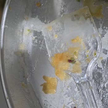 Aldığımız Baklava 2. Günde Şekerlendi, Firma Sorumluluğu Kabul Etmiyor