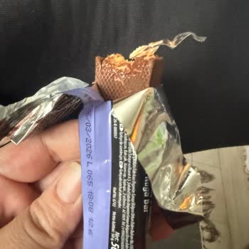 Eti Maxımus Çikolatanın İçinde Naylon Poşet Parçaları Çıktı