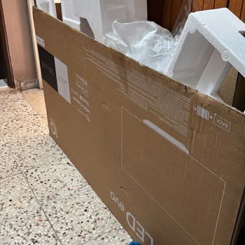 LG TV Ekranında Tekrar Eden Piksel Sorunu Ve Servis İletişimsizliği