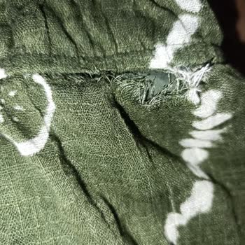 Stradivarius'tan Aldığım Ürün Sökük Çıktı, Değişim Veya İade Talep Ediyorum