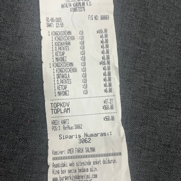 Burger King Antalya Havalimanı'nda Hijyen Sorunu Ve Yüksek Fiyat Şikayeti