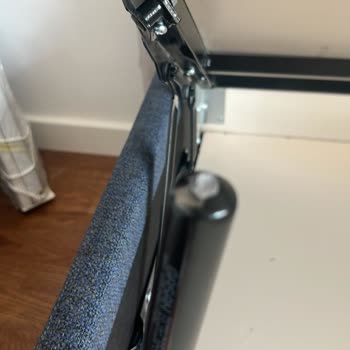 Teslimat Sonrası Hasarlı Ürün Ve İlgisiz Servis Nedeniyle Mağduriyet Yaşıyorum